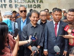 Roy Suryo-Rismon Sianipar dkk Jadi Tersangka Kasus Tudingan Ijazah Palsu Jokowi