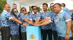 Siska dan Hugua Menyatu dengan Ribuan Warga di Bhayangkara Sultra Run 2026